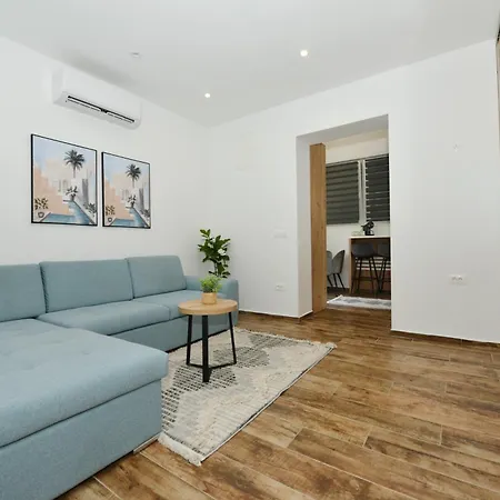 公寓 Amantis 扎达尔