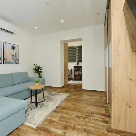 Apartment Amantis *